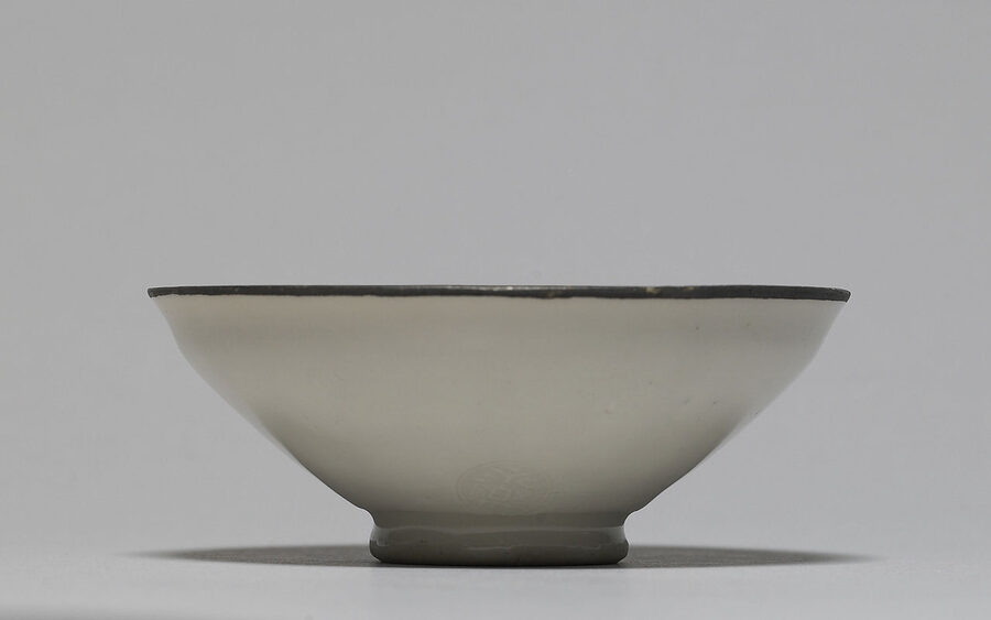 Ochoko sake cup with phoenix design