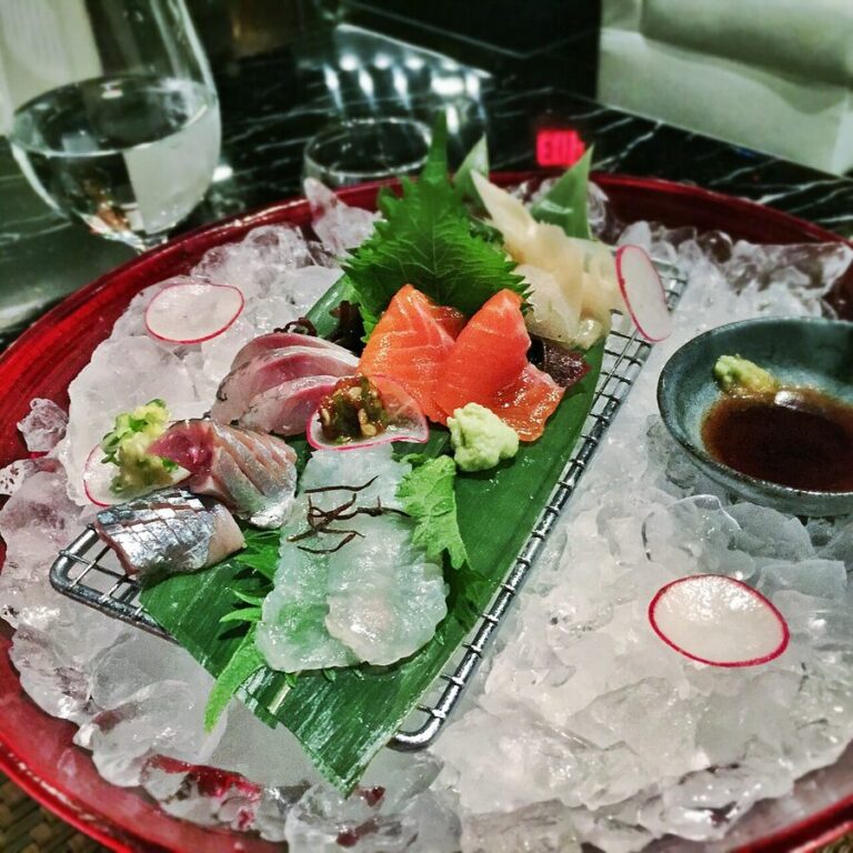 Eating Fish in Japan: A Guide to Sashimi, Sushi, and the Market Breakfast