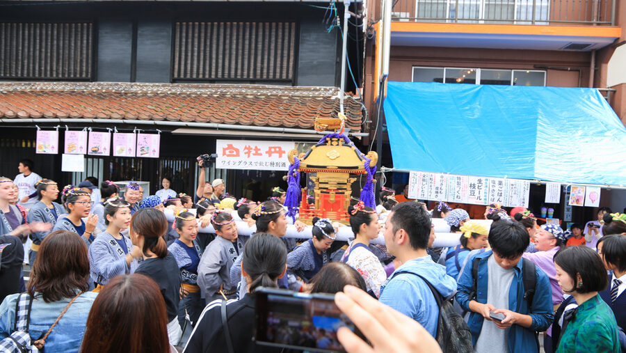Saijo Sake Matsuri festival in Higashi-Hiroshima