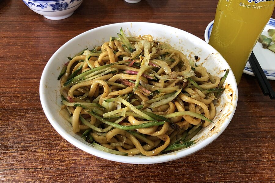 Bowl of zhajiangmian, Beijing fried sauce noodles