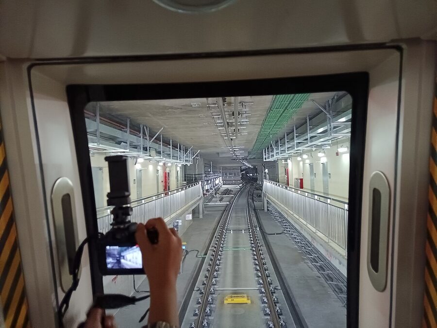 Shenzhen Metro Line 13 interior carriage