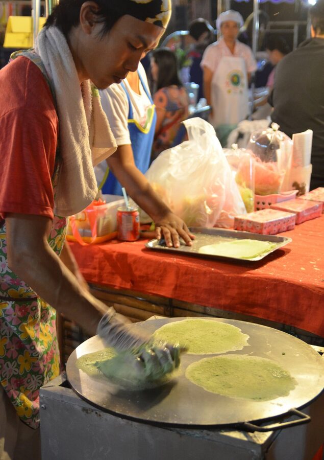 Roti sai mai, Ayutthaya cotton candy wrapped in pancake