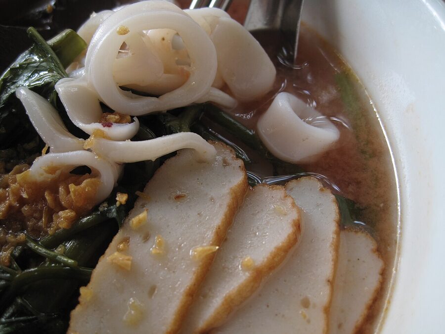 Yen ta fo pink noodle bowl Bangkok Chinatown