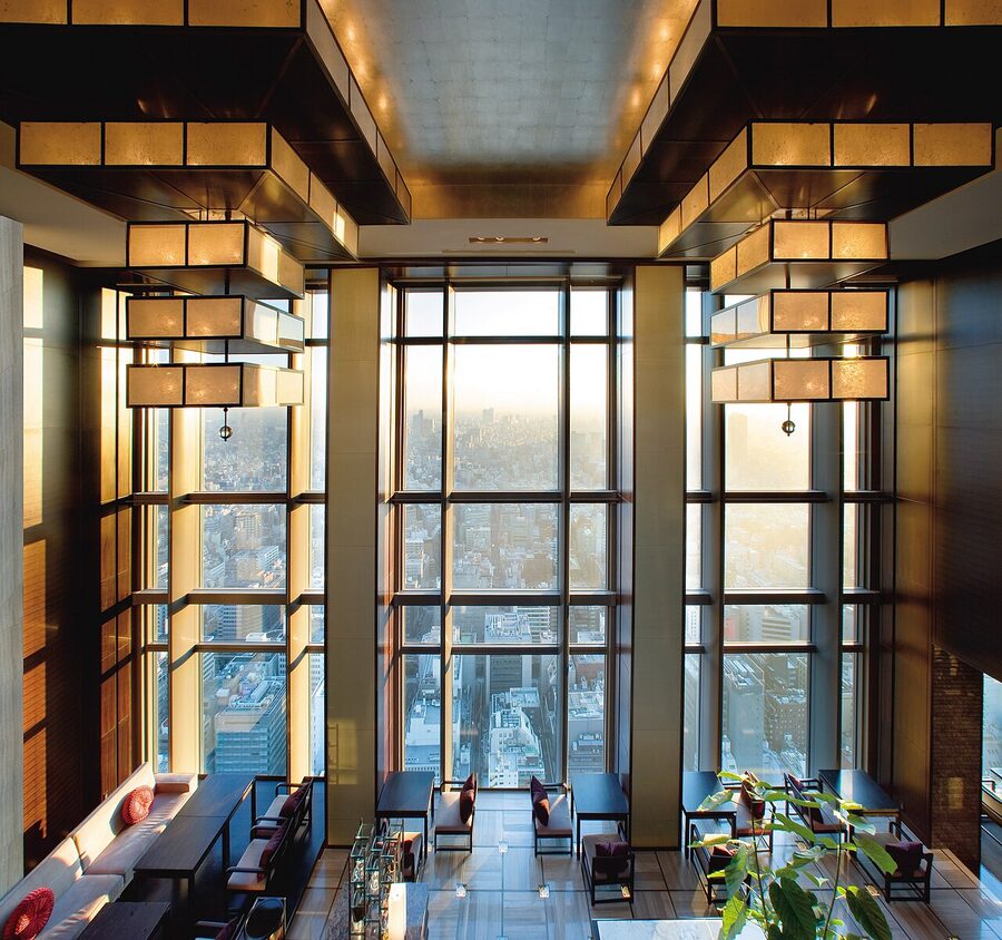 Mandarin Oriental Tokyo lobby with city view