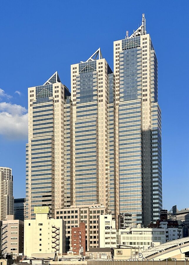 Shinjuku Park Tower exterior, home of the Park Hyatt Tokyo