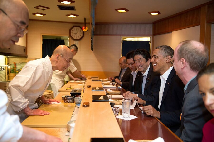 Barack Obama and Shinzo Abe at Sukiyabashi Jiro April 2014