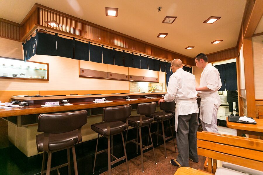 Inside Sukiyabashi Jiro counter, Ginza