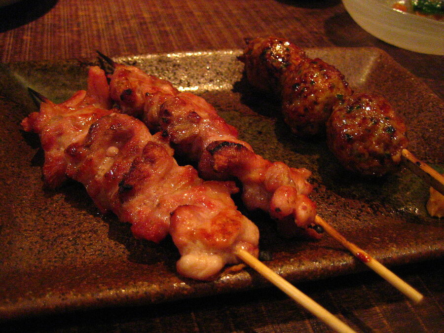 Seseri (neck meat) and tsukune skewers side by side